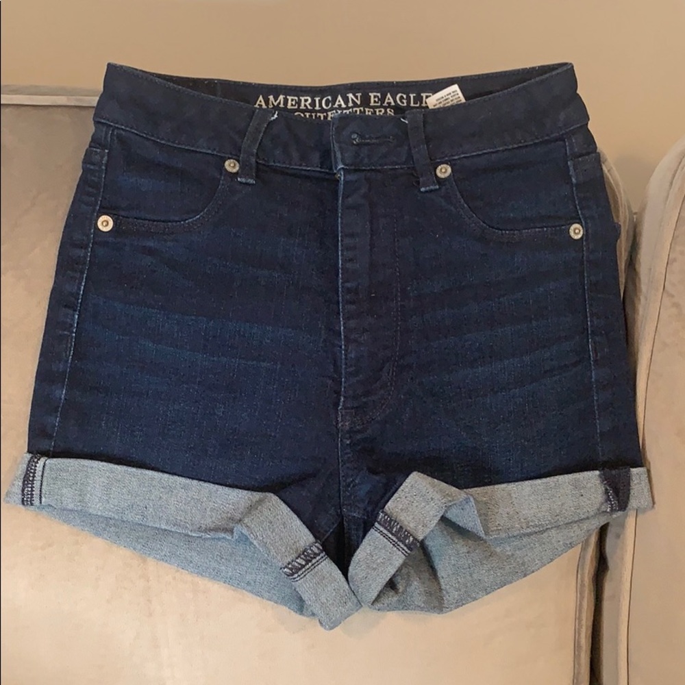 AMERICAN EAGLE HIGH WAISTED SHORTS